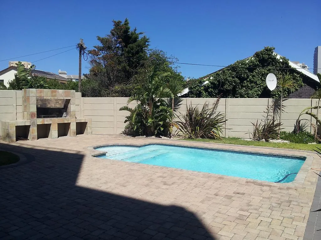 Apartment Sandy Bay Hotel Bloubergstrand